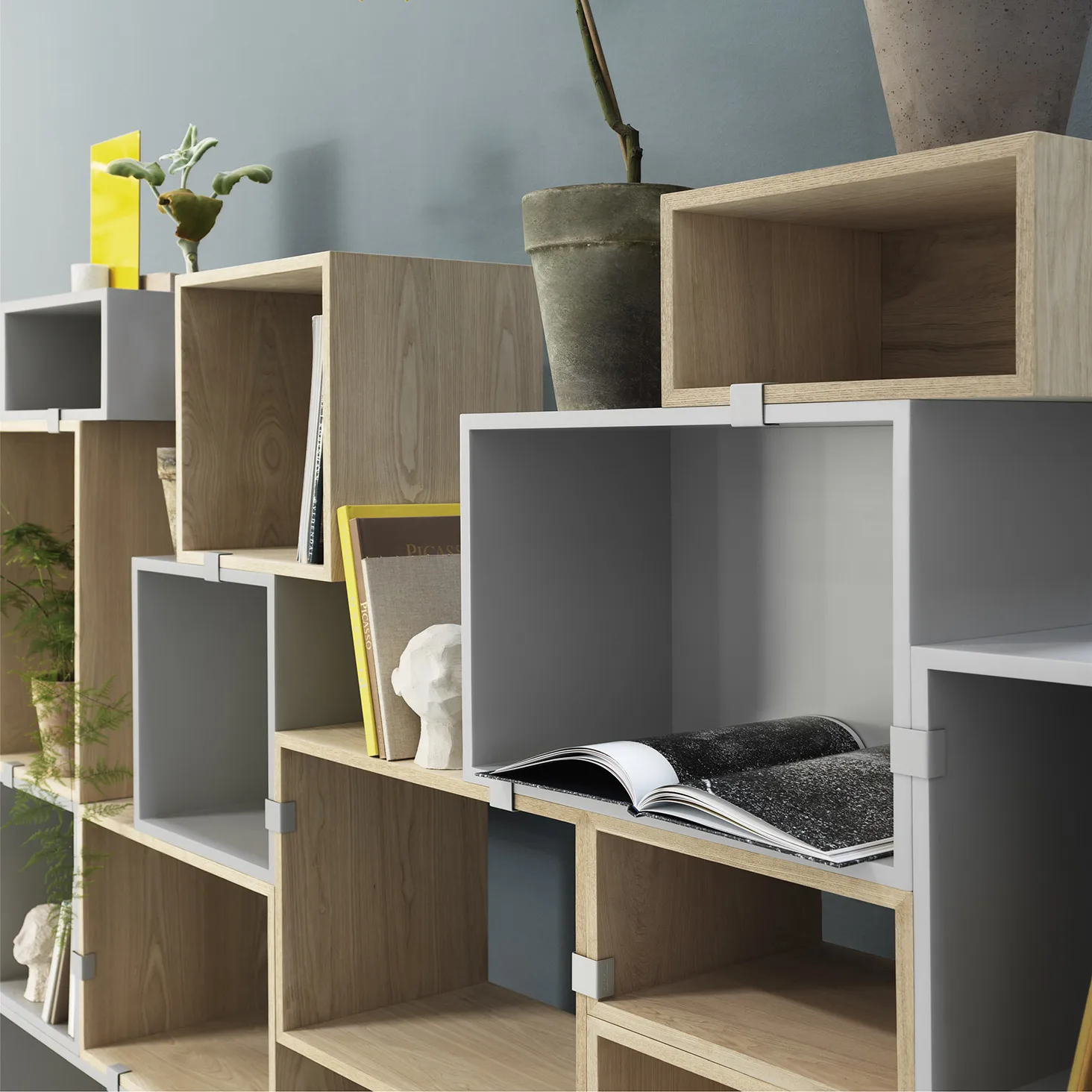 Stacked 2.0 shelving with back plate, large, oak Muuto