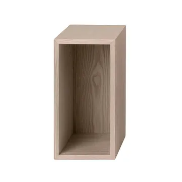 Stacked 2.0 shelving with back plate, small - oak - Muuto