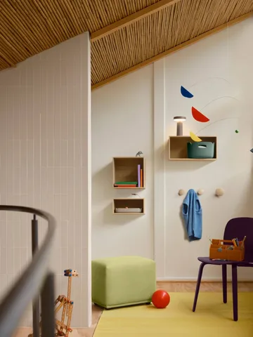 The Dots clothes hook oak - Ø13 cm - Muuto