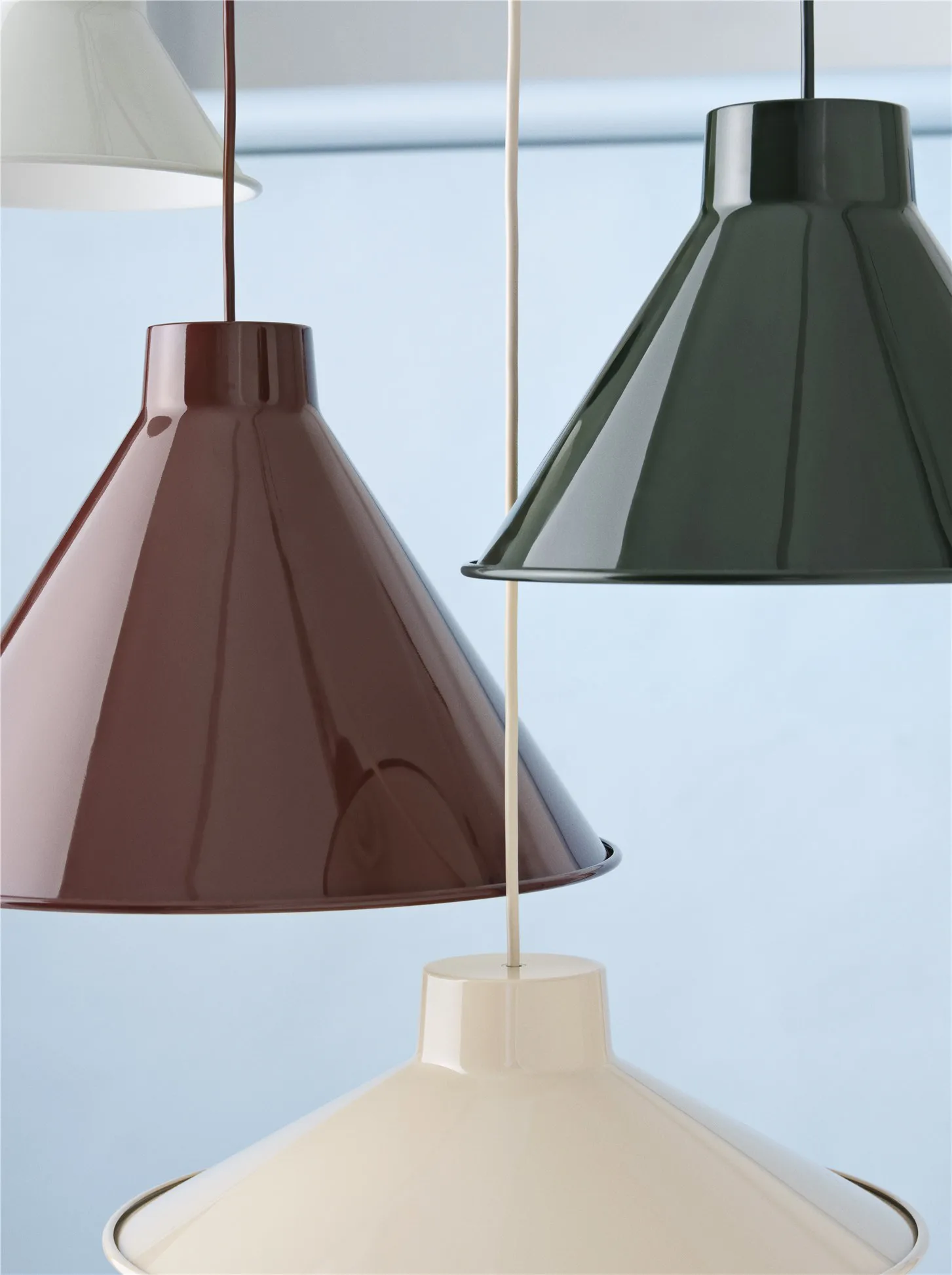 Top ceiling lamp Ø21 cm, Dark green Muuto