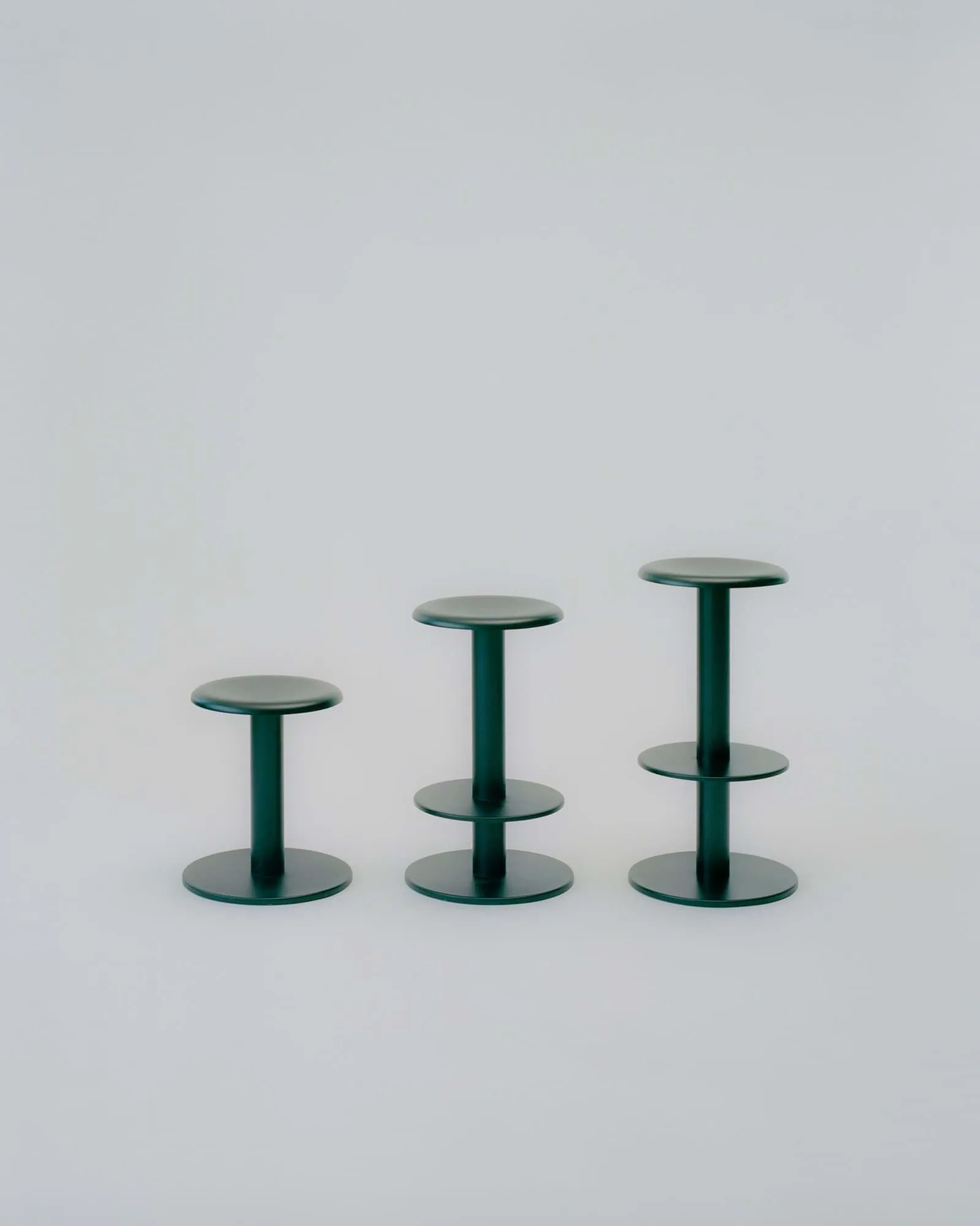 Coupe bar stool, Black, 76 cm New Works