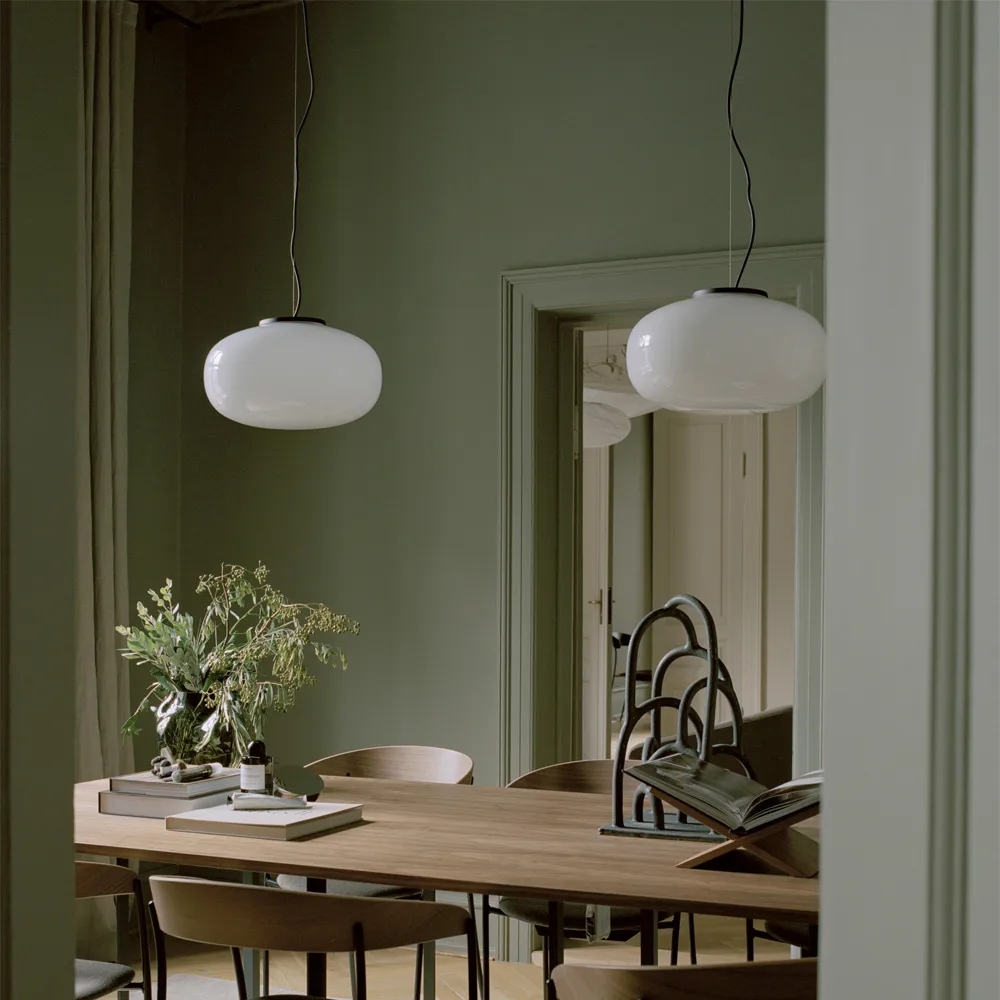 Karl-Johan Large pendant lamp Ø40 cm, Opal white New Works