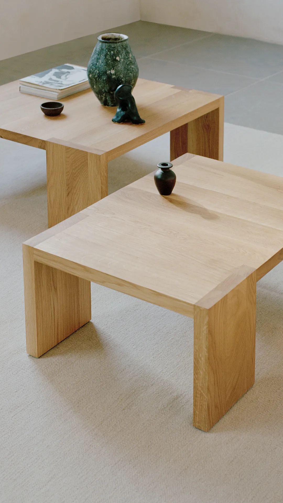 Tennon coffee table, Oak, 61x43 cm New Works