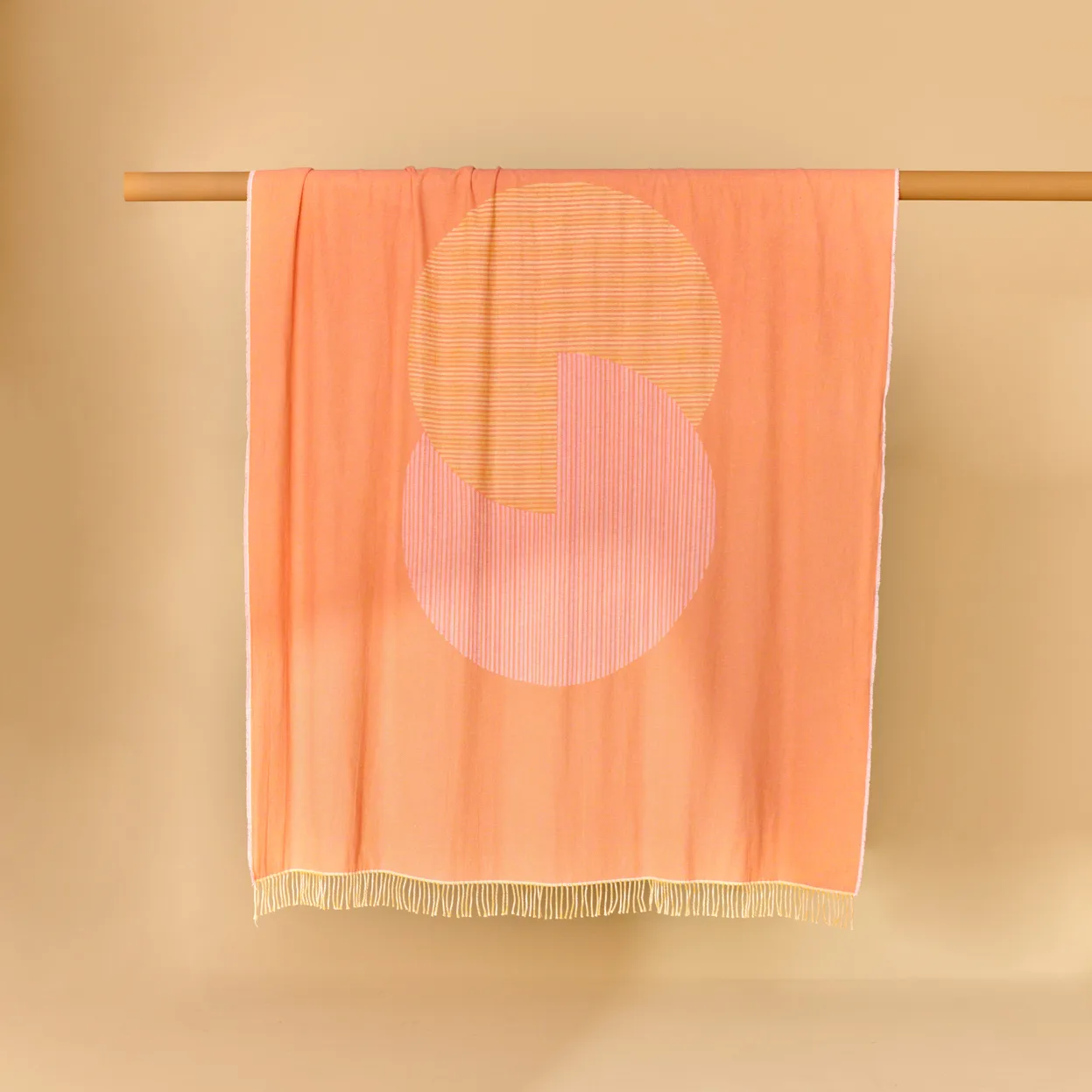 Circles cotton throw 130x185 cm, natural white NJRD