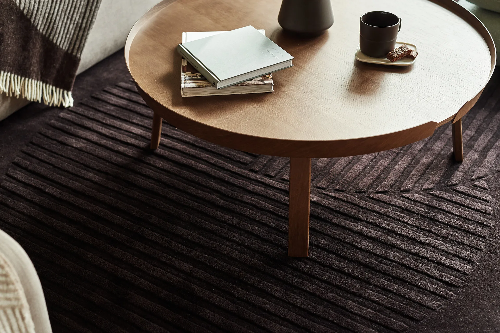 Levels Circles wool rug, Brown, 200x300 cm NJRD