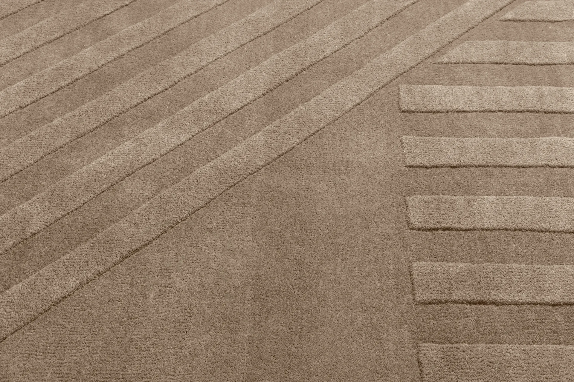 Levels Stripes wool rug, Taupe, 170x240 cm NJRD