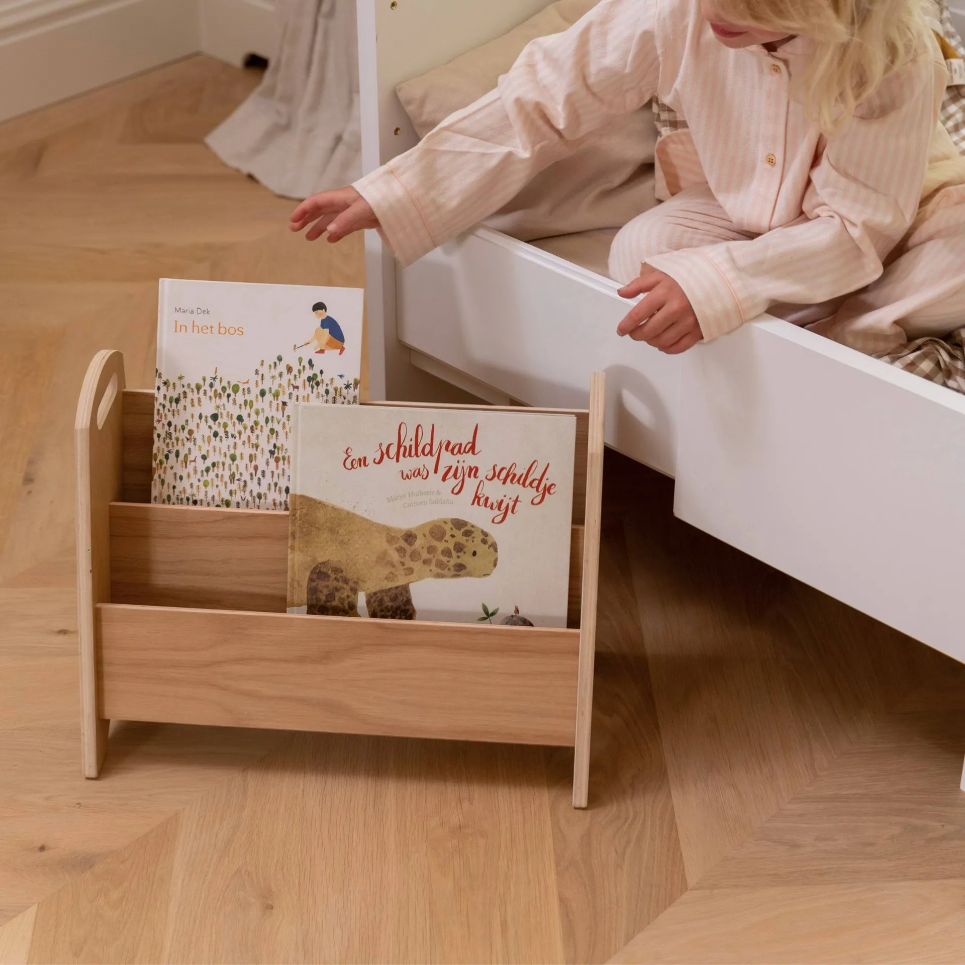 Book holder bookshelf for children, Oak Nofred