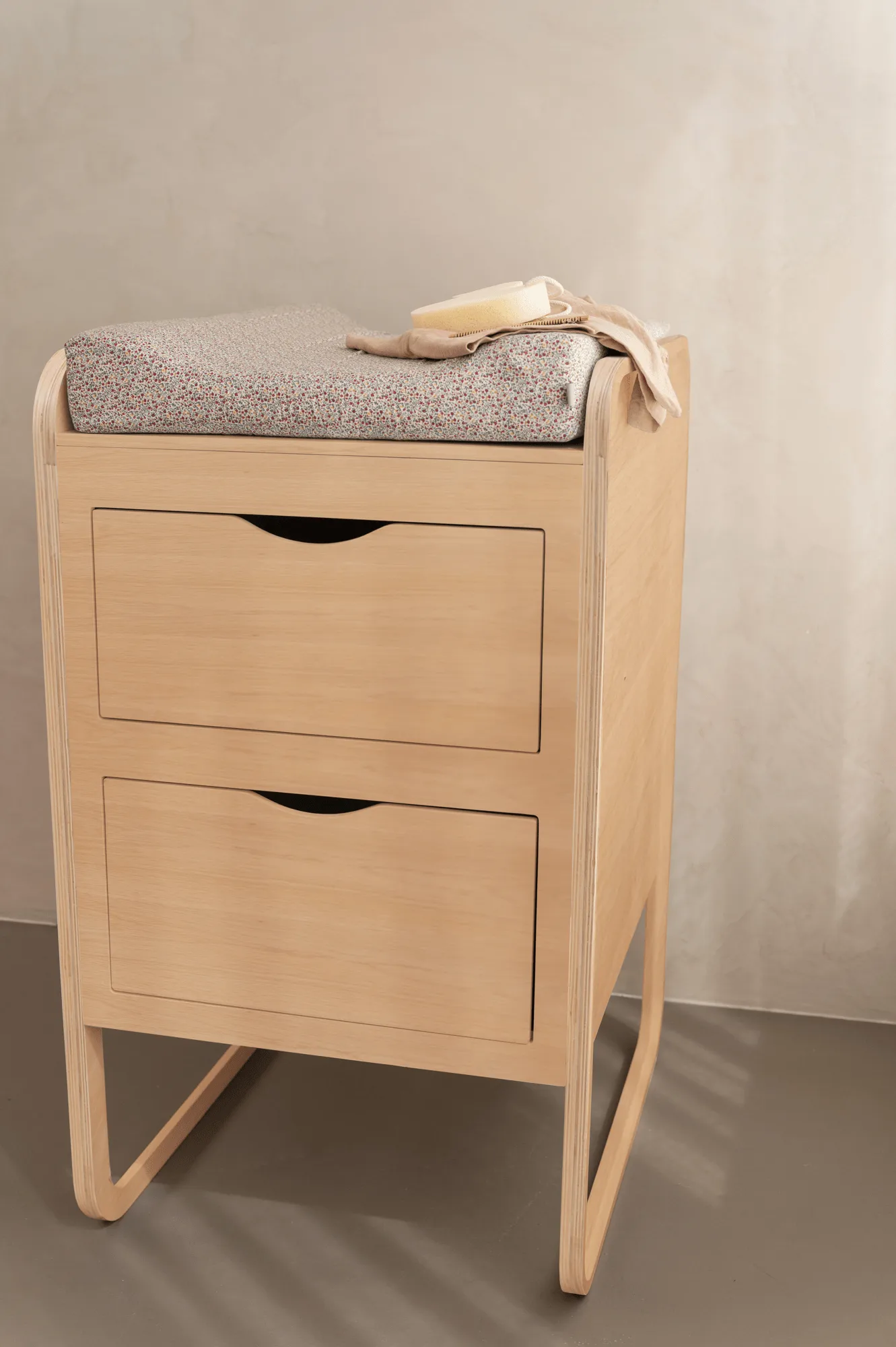 Form changing table 65.4x56x95 cm, Oak Nofred