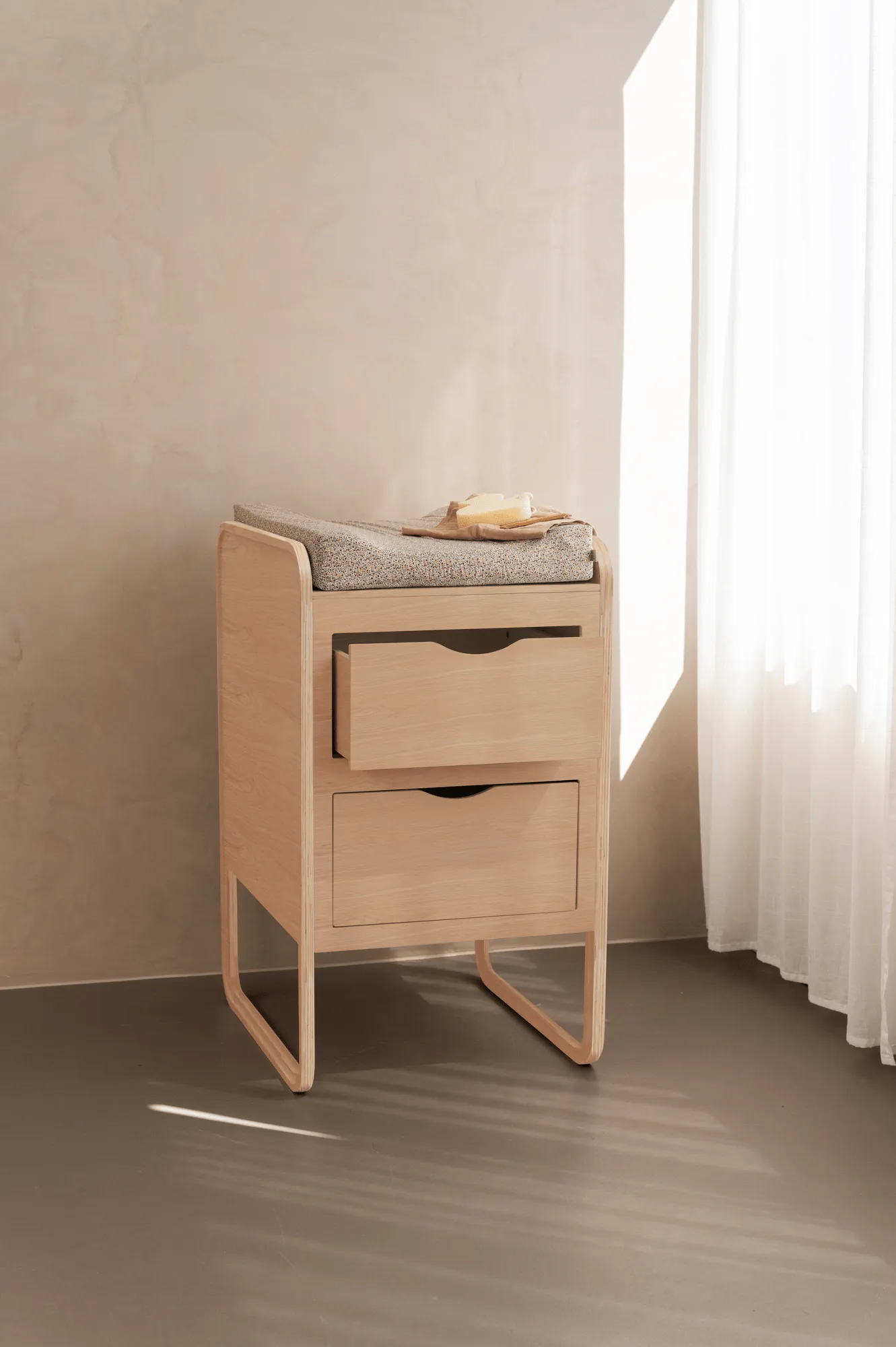 Form changing table 65.4x56x95 cm, Oak Nofred