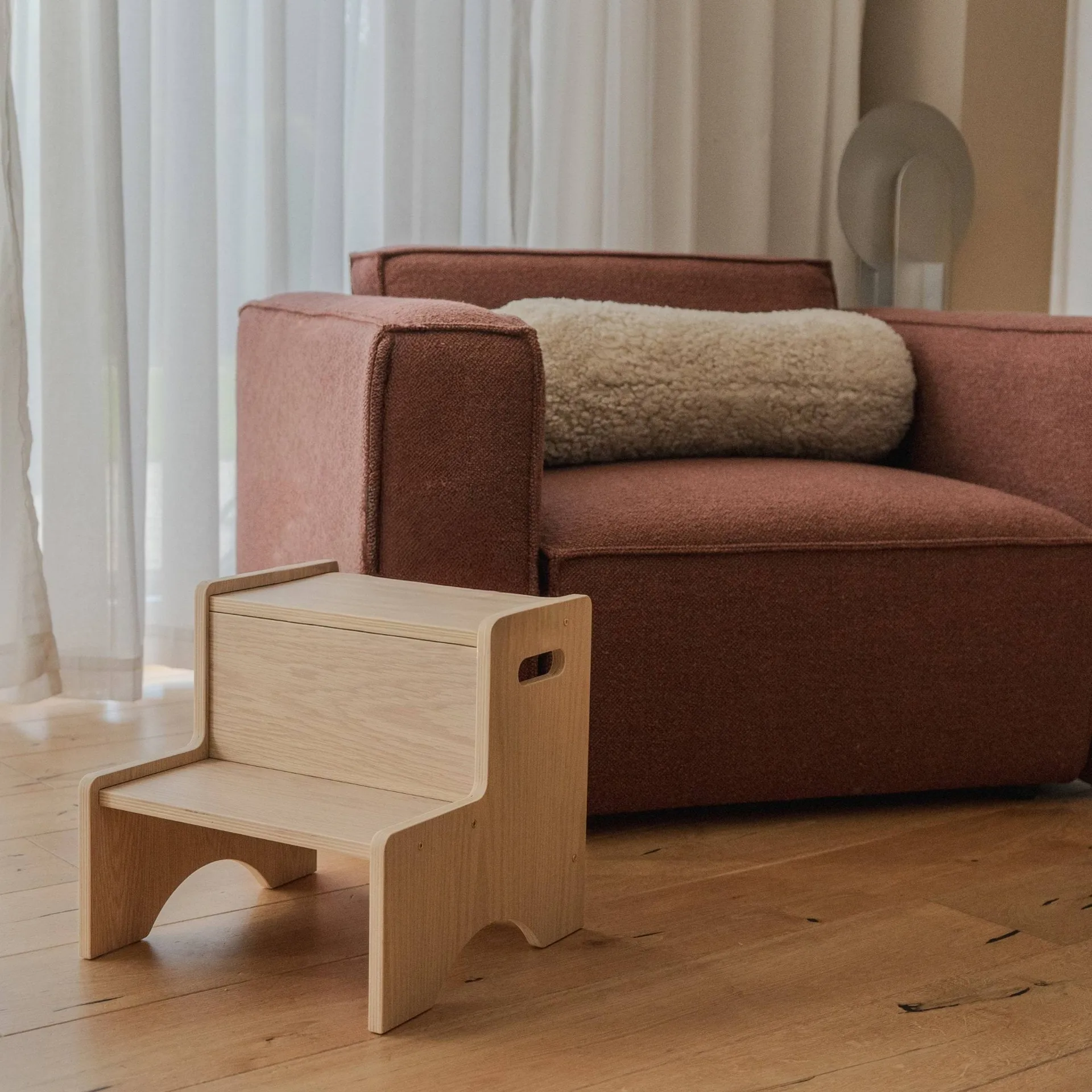 Step Up children's stool, Oak Nofred