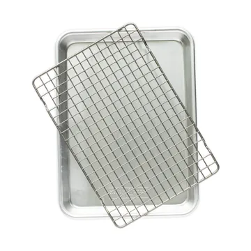 Naturals quarter sheet baking pan with rack - Silver - Nordic Ware