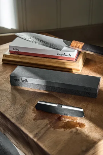 Wet sharpening stone for basic grinding - 120/240 grit - Nordwik