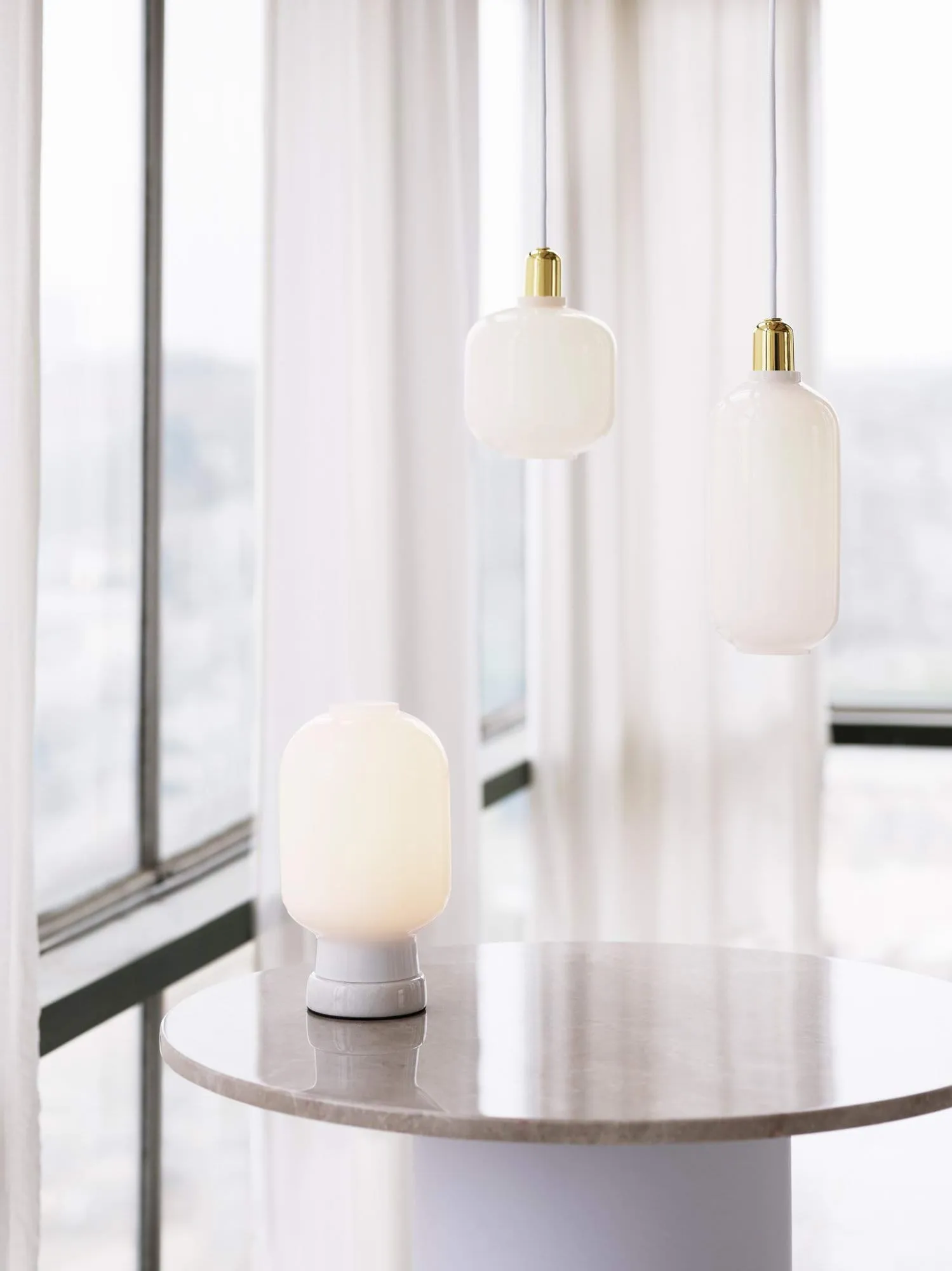 Amp lamp small, white-brass Normann Copenhagen