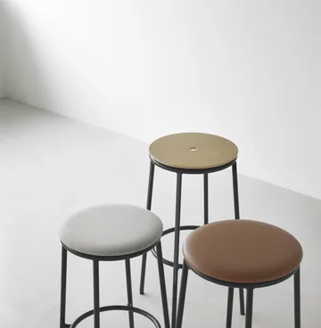 Circa barstool 65 cm - Black oak - Normann Copenhagen