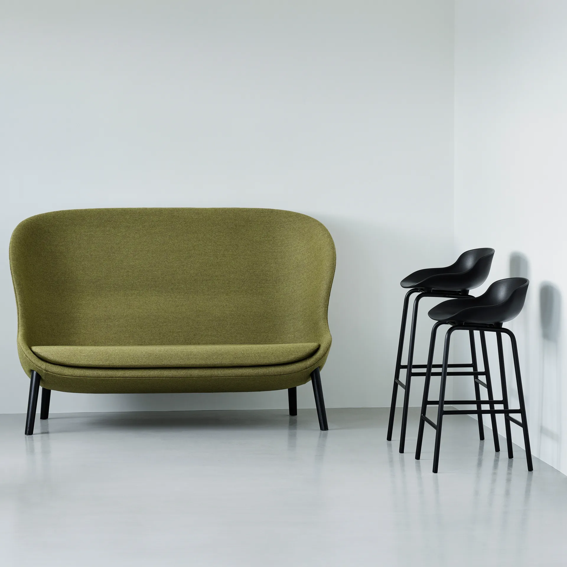 Hyg barstool metal legs 75 cm, Black Normann Copenhagen