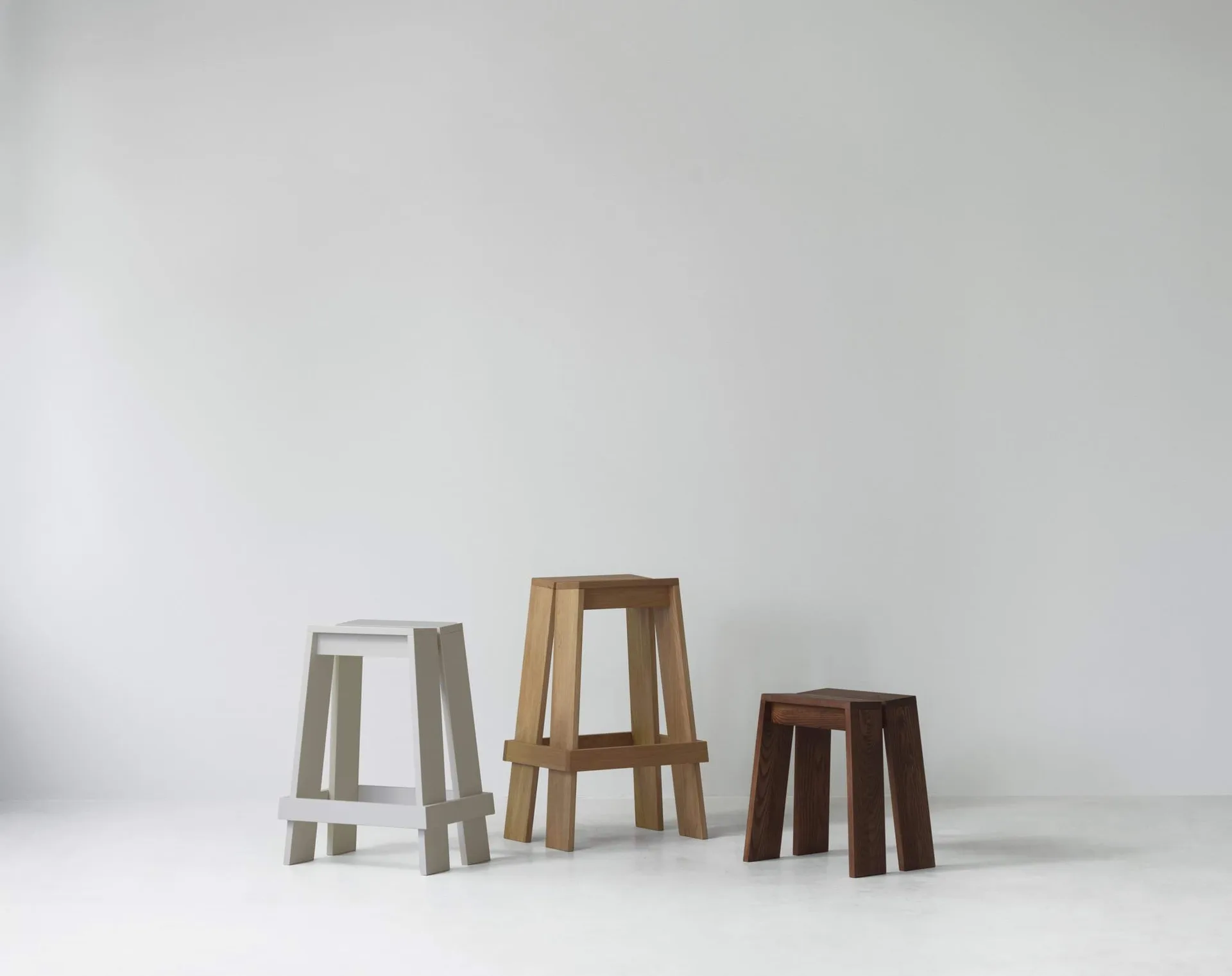 Let bar stool 65 cm, Light Grey Normann Copenhagen