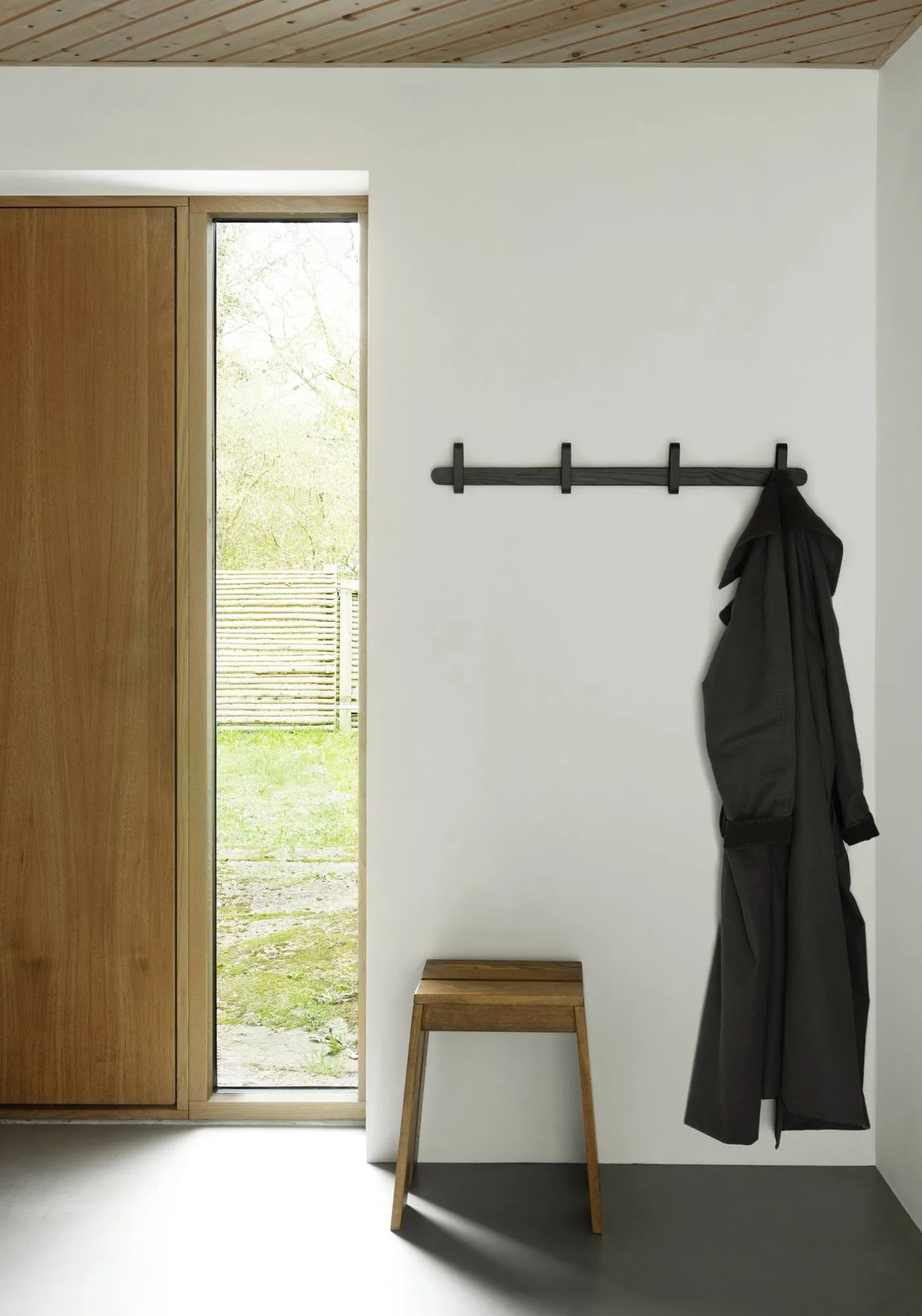 Let stool, Oak Normann Copenhagen