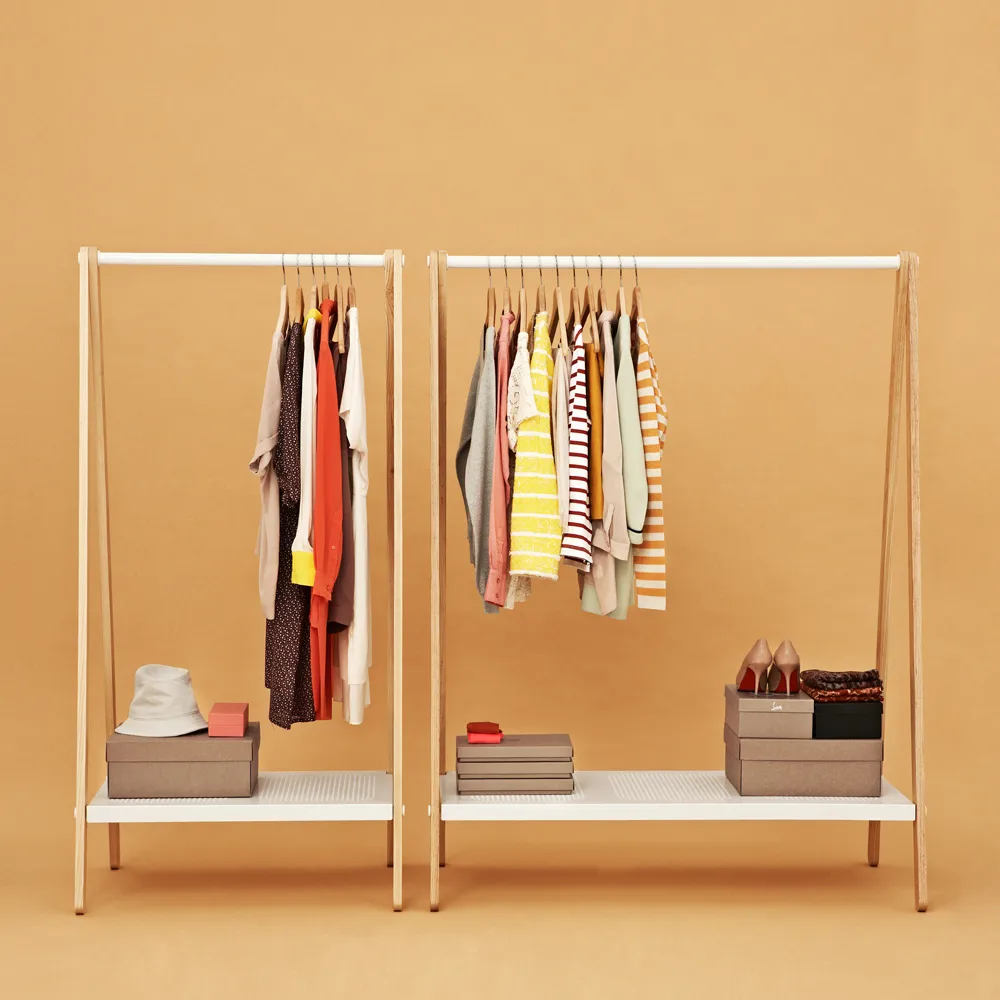 Toj hanger, White, stand in ash Normann Copenhagen