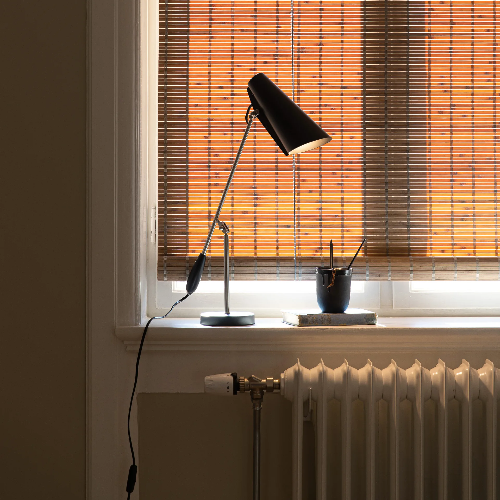 Birdy table lamp, Black-steel Northern