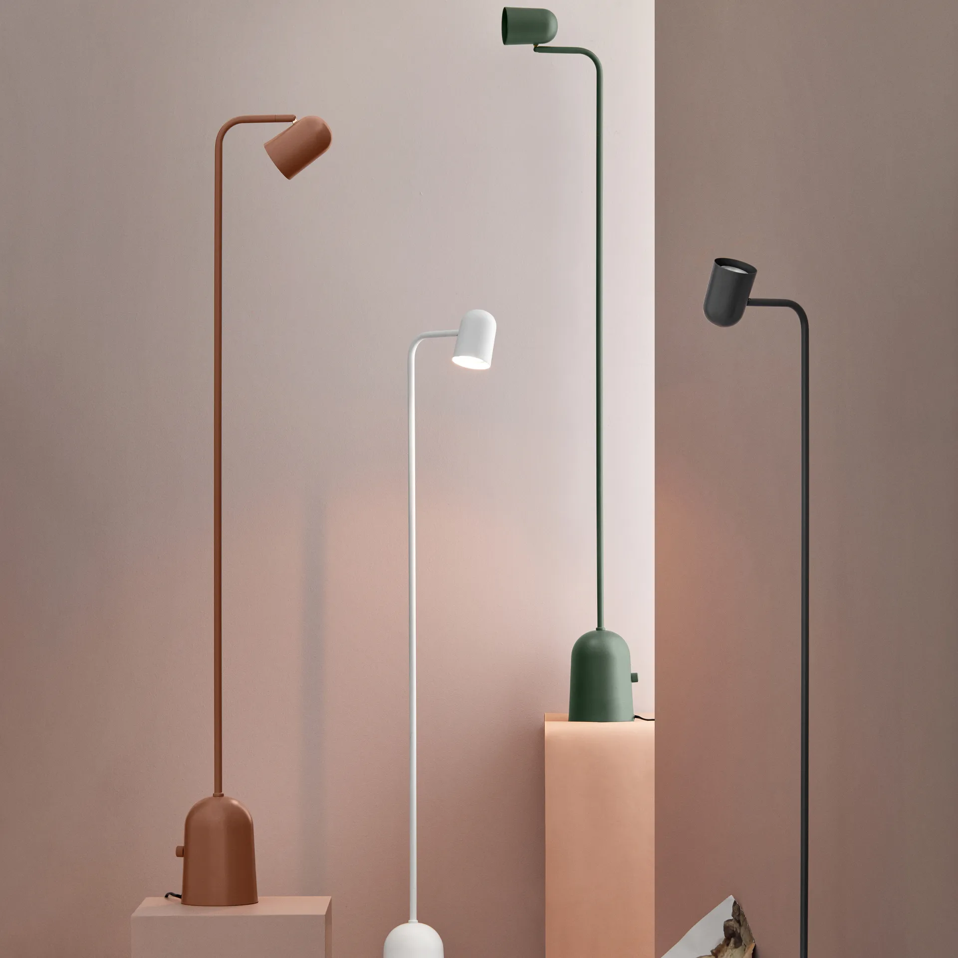Buddy floor lamp, Dark grey Northern