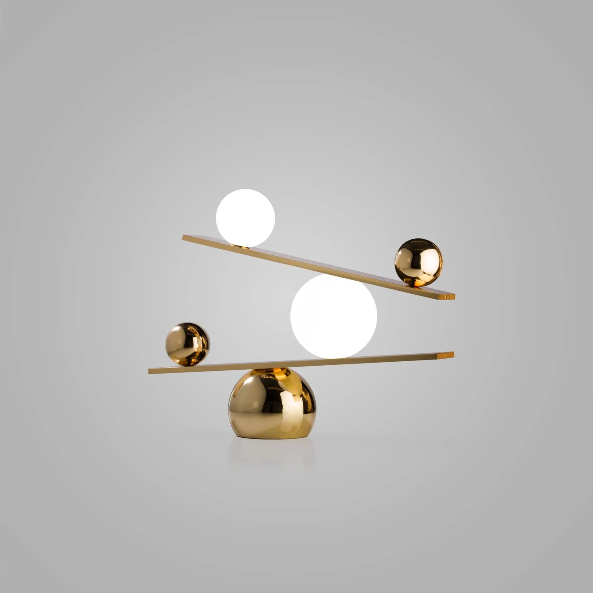 Balance table lamp, Brass, v2 Oblure