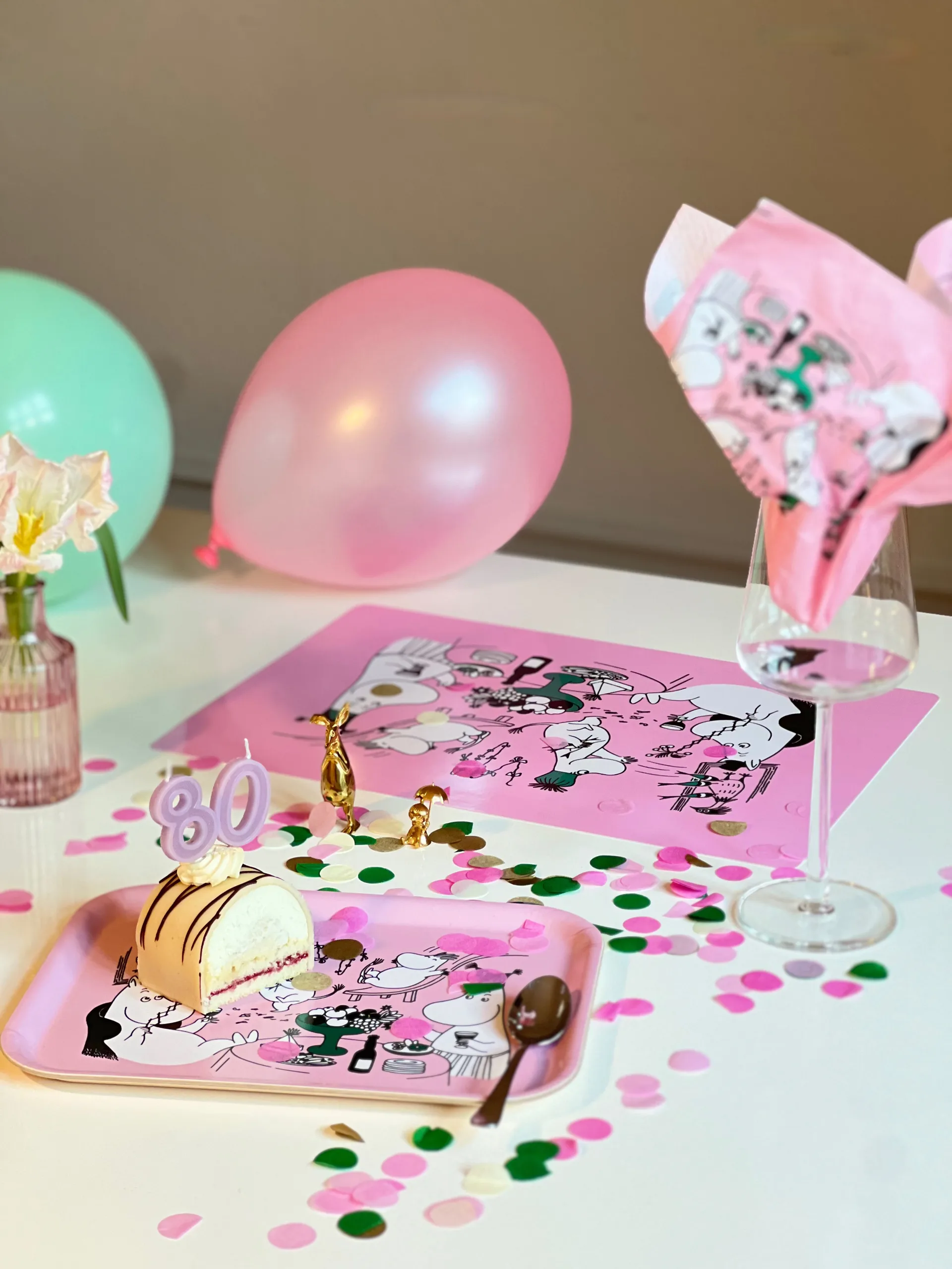 Moomin 80 tray 20x27 cm, Pink Opto Design