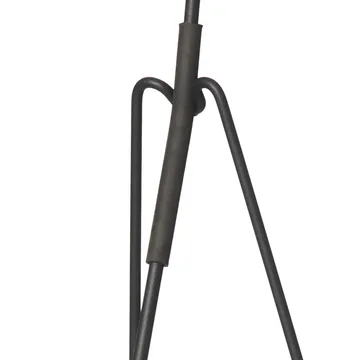 Lean floor lamp - Black - Örsjö Belysning