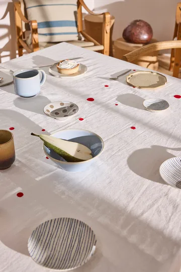 Nori tablecloth 140x200 cm - White-cherry red - OYOY