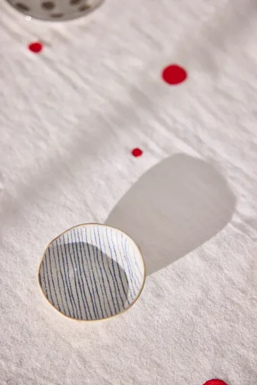 Nori tablecloth 140x260 cm - White-cherry red - OYOY