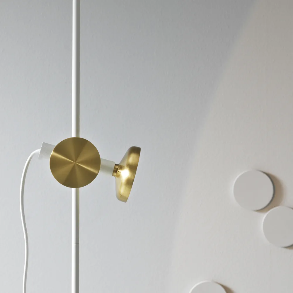 Blend 150 floor lamp, Black/brass Pholc