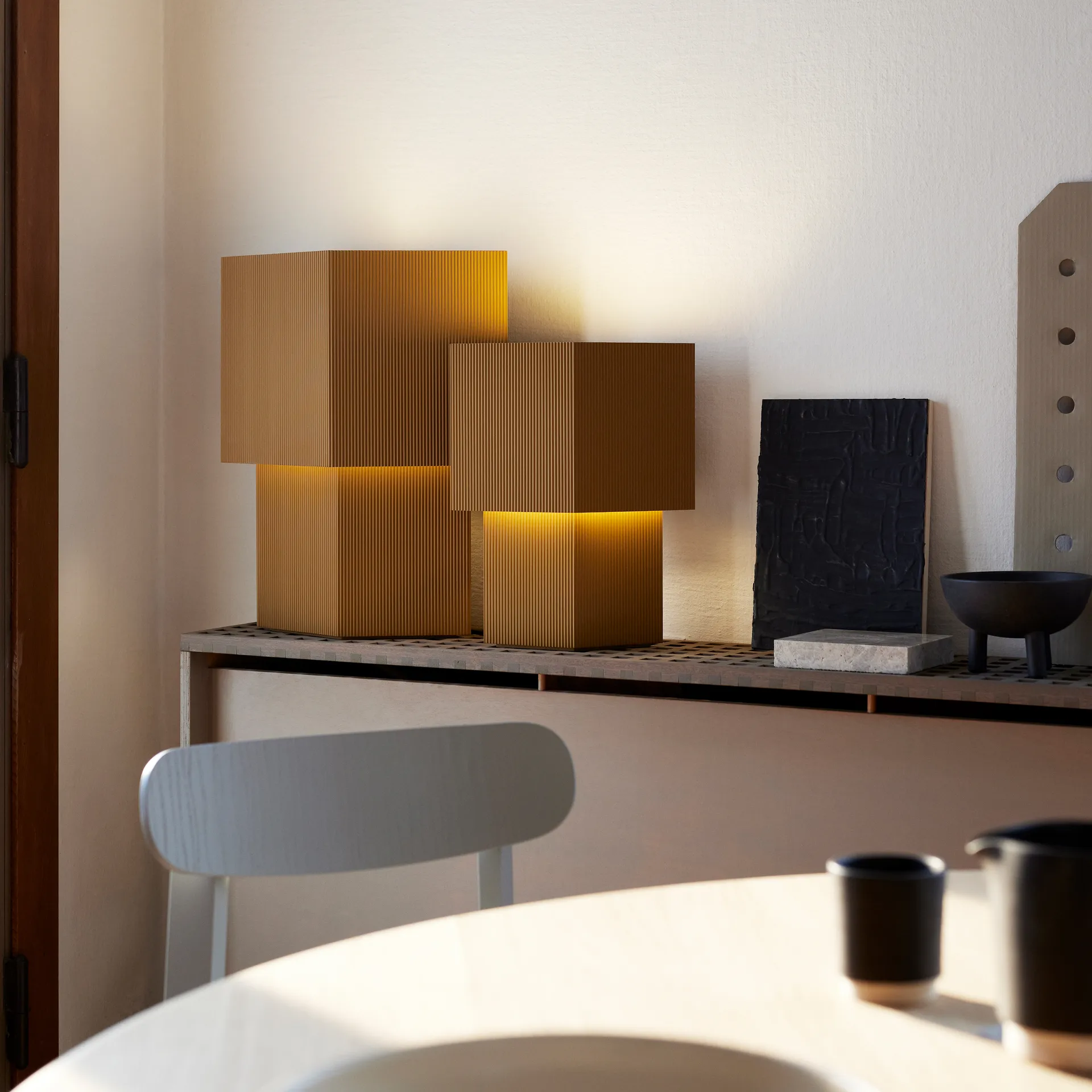 Romb 48 table lamp, Cumin Pholc
