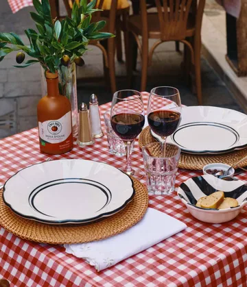 Bistro plate - Black, 28 cm - Pick a Poppy