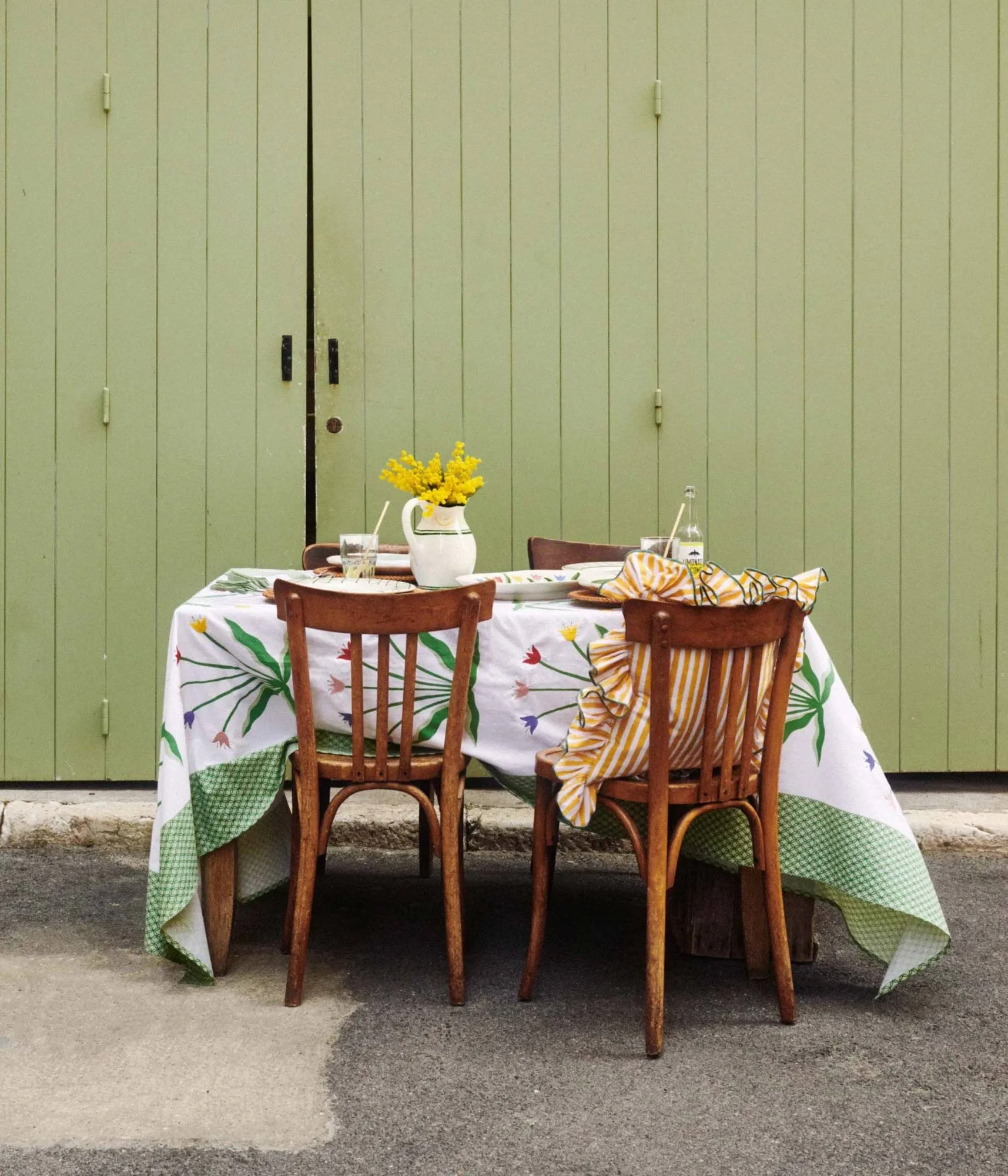 Madelen Möllard Tulip tablecloth, Multi, 350x150 cm Pick a Poppy