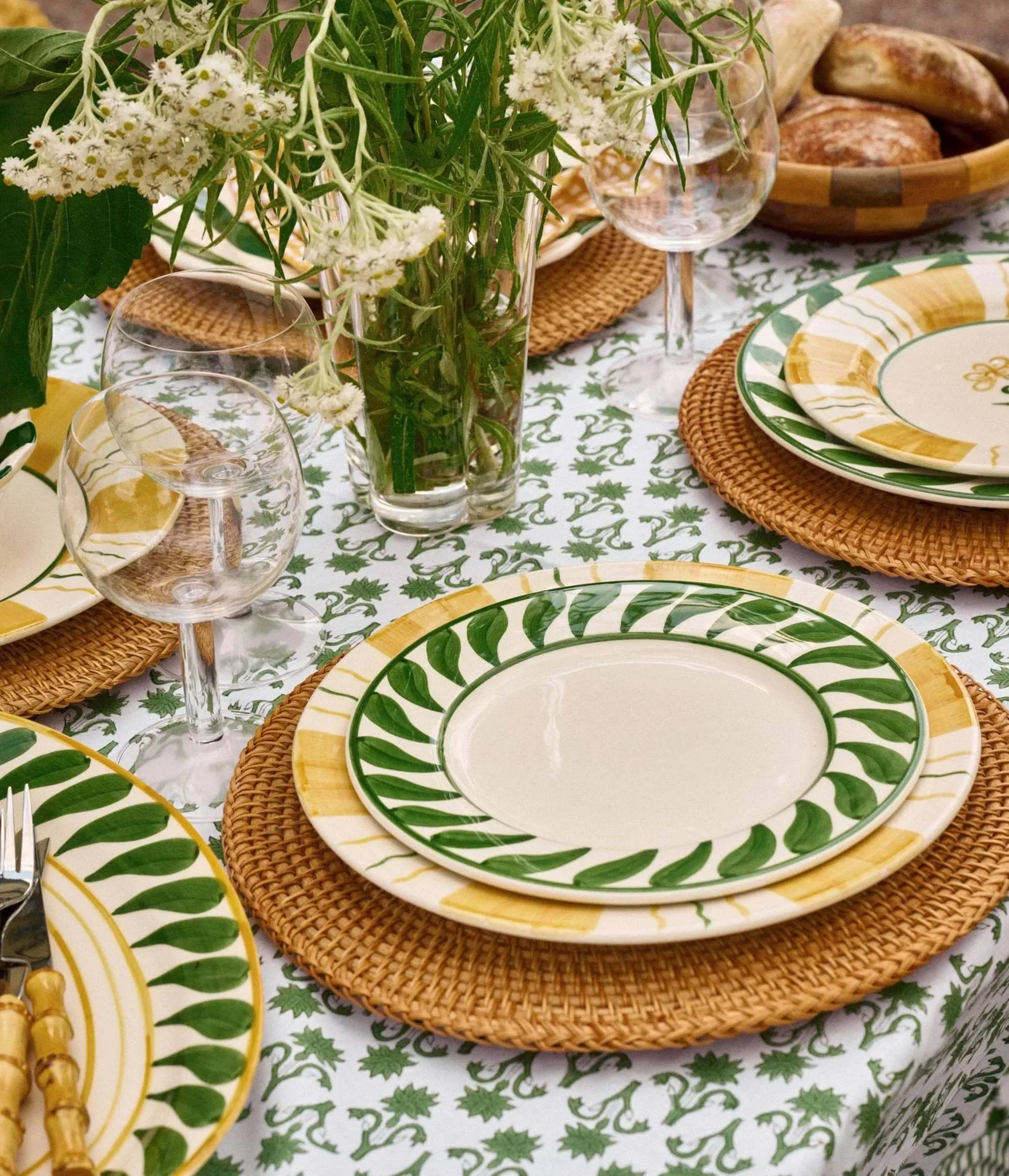 Swirl salad plate, Green, 22 cm Pick a Poppy