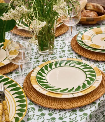 Swirl salad plate - Green, 22 cm - Pick a Poppy