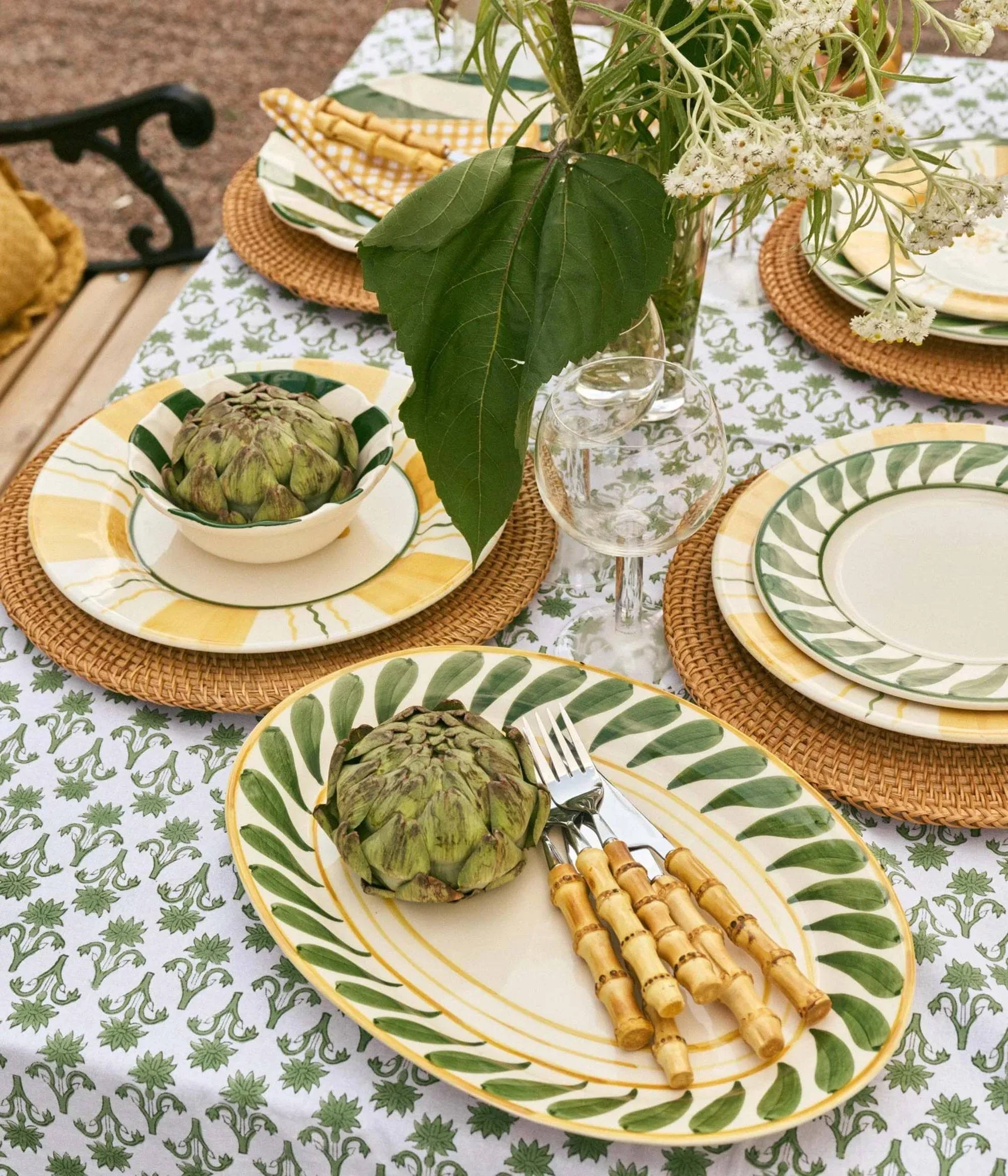 Swirl serving platter, Green, 32 cm Pick a Poppy