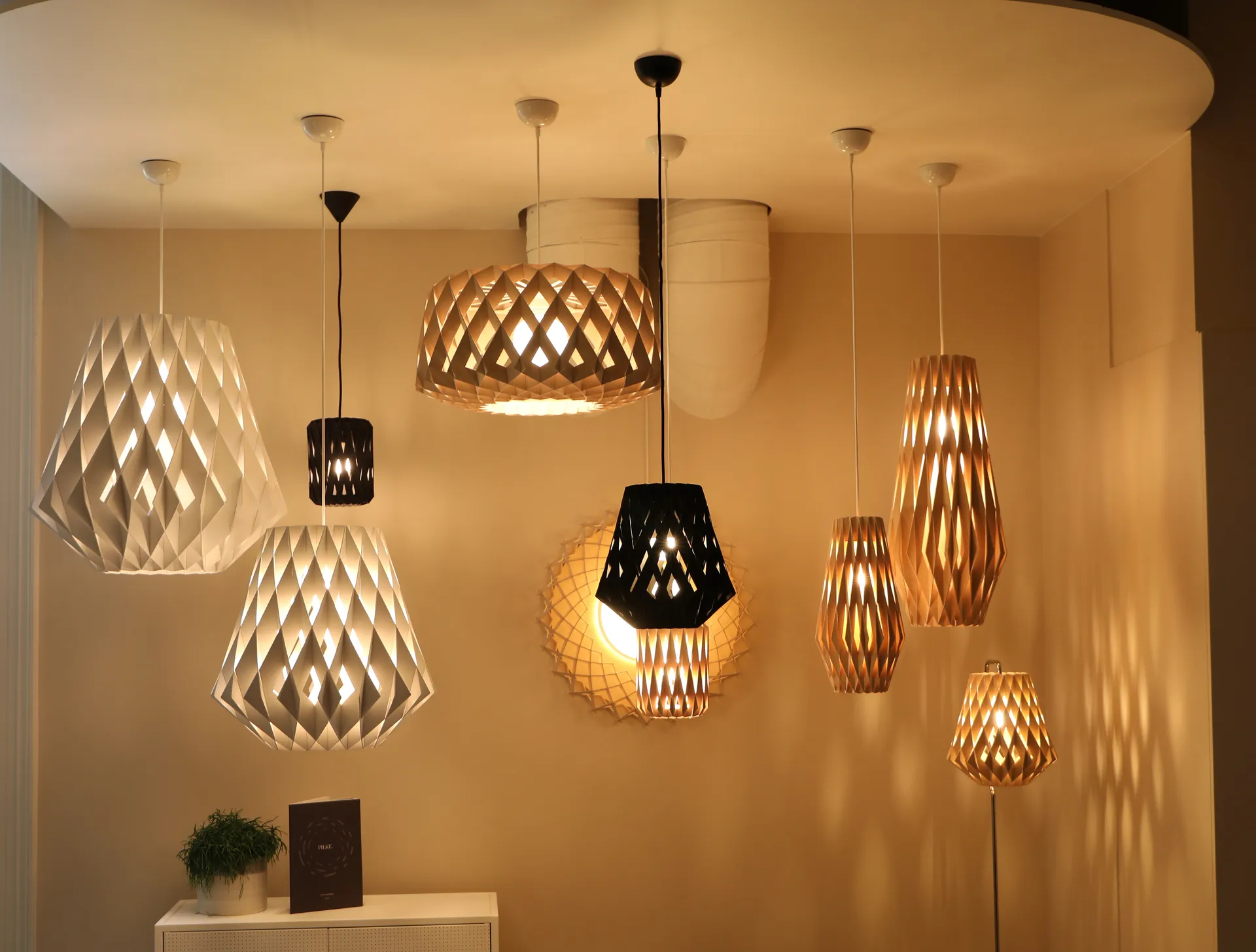 Pilke Signature pendant lamp Ø50 cm, White Pilke