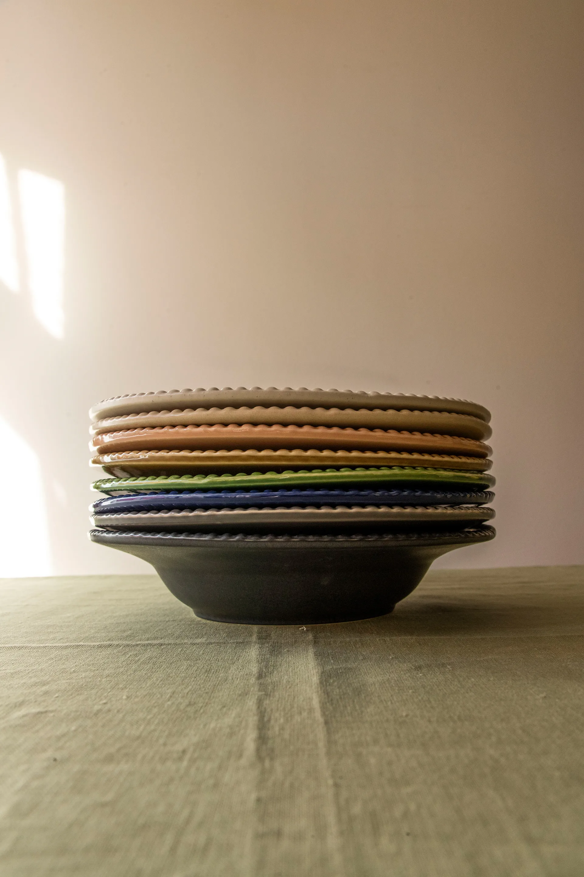 Daria pasta plate Ø35 cm, Ink black PotteryJo