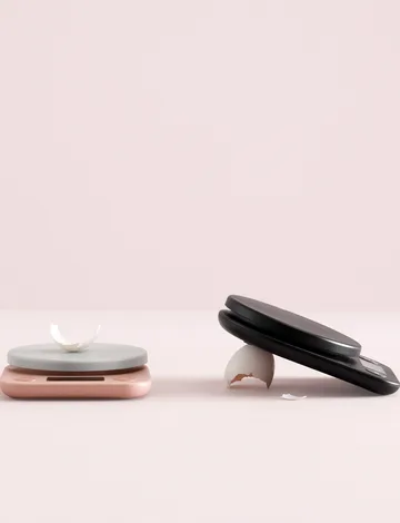 FOODIE kitchen scale - Black - RIG-TIG