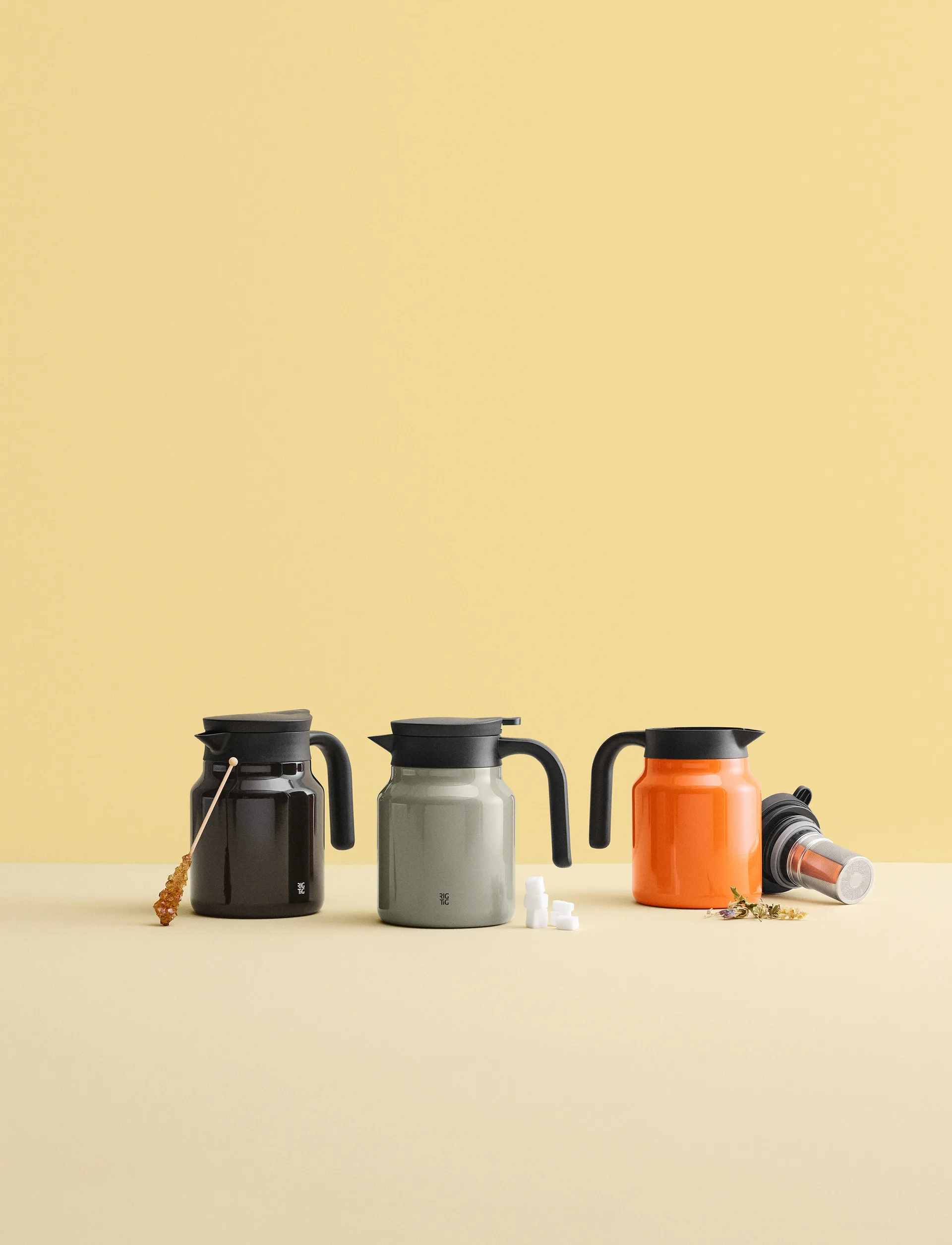 THERM-IT thermos jug, Black, 0,9 L RIG-TIG