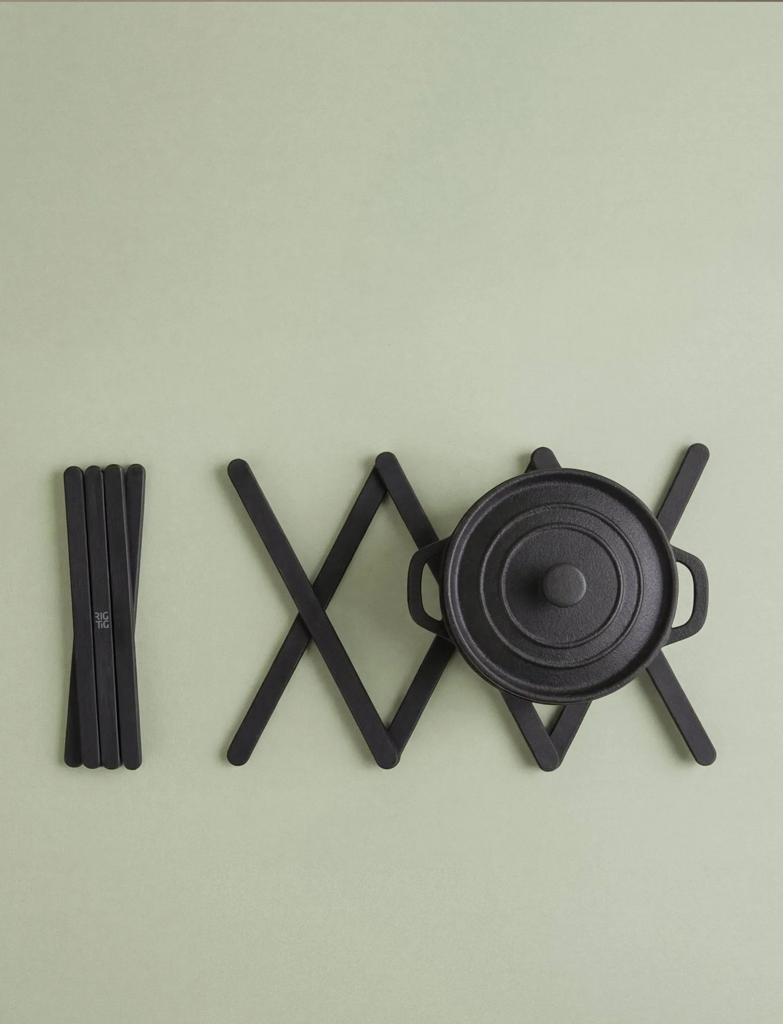 TRIX trivet, Black, 20.7 cm RIG-TIG