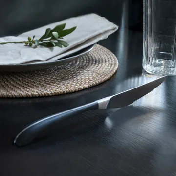 Contour bbq knife - black - Robert Welch