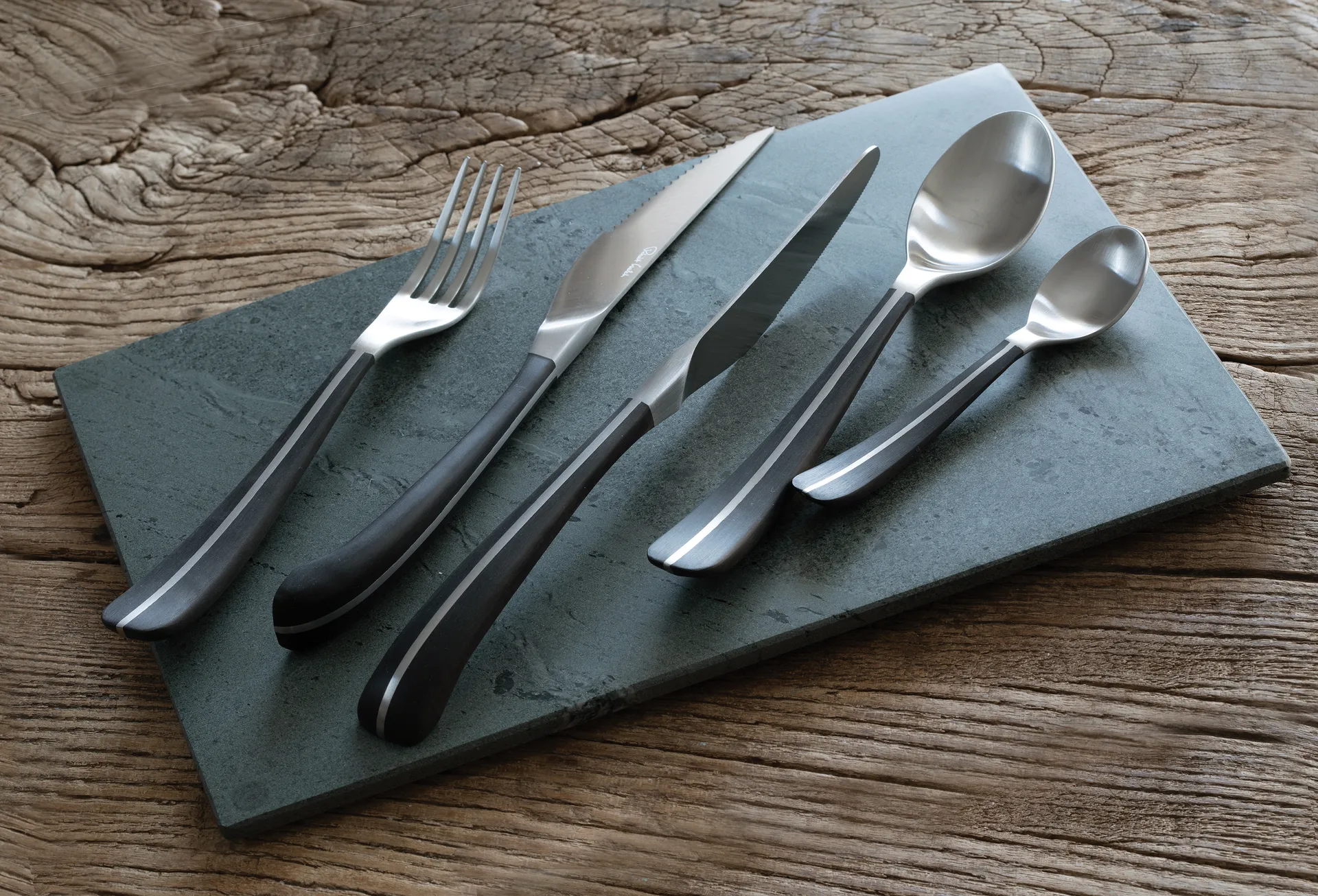 Contour knife, black Robert Welch