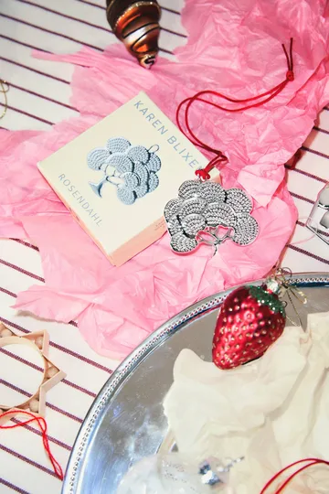 Karen Blixen oak hanging decoration - Silver-plated, 6 cm - Rosendahl