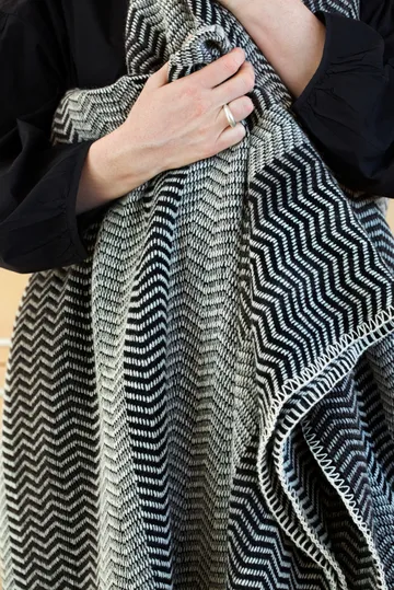 Fri blanket 150x200 cm - Gray day - Røros Tweed