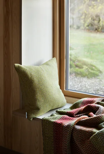 Fri blanket 150x200 cm - Summer red - Røros Tweed