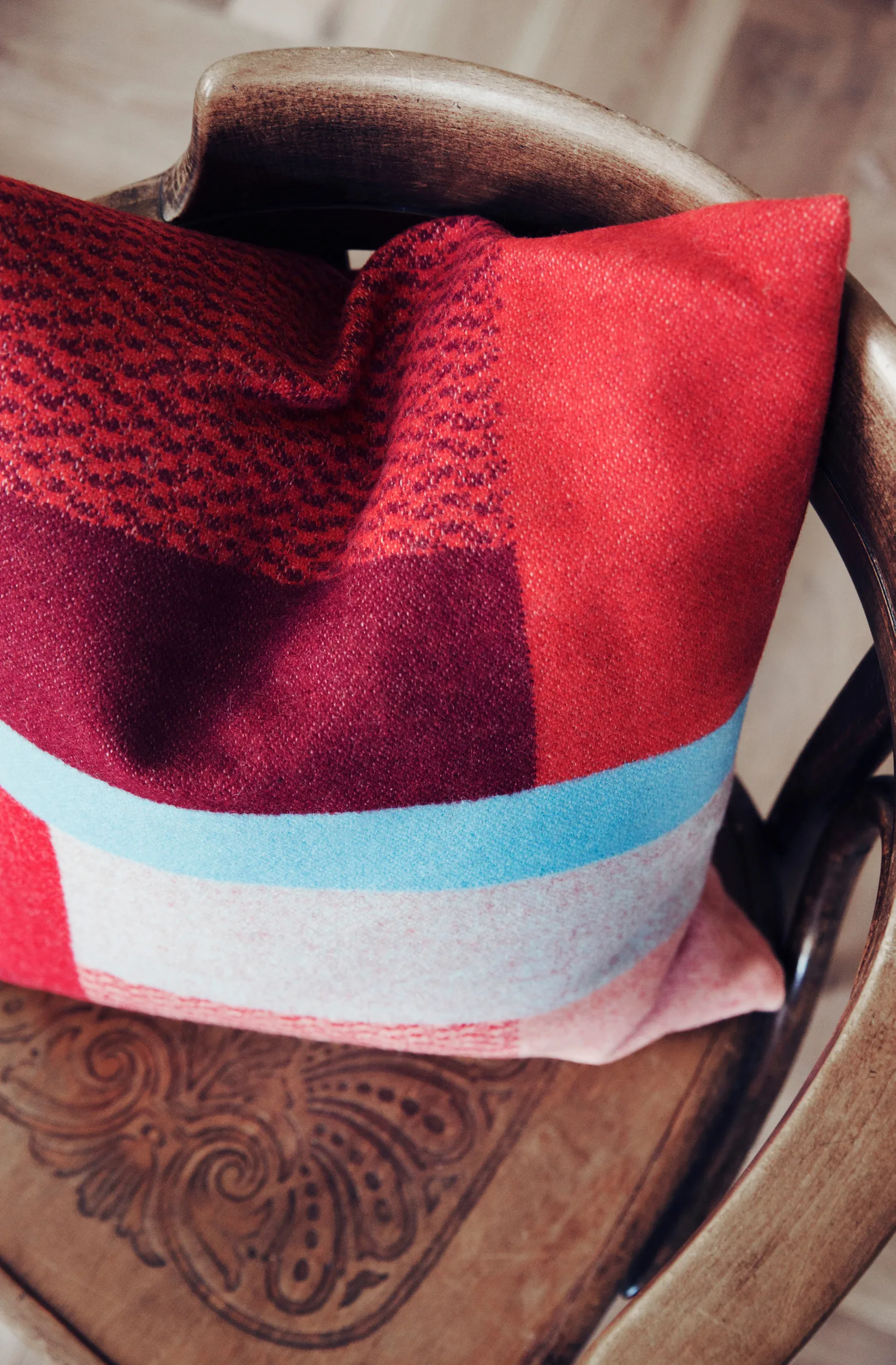 Mikkel cushion 50x50 cm, Red Røros Tweed