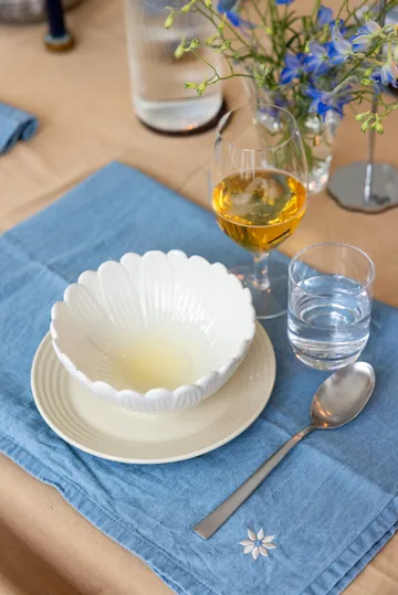 Dagny deep bowl small Ø16 cm - White - Sagaform