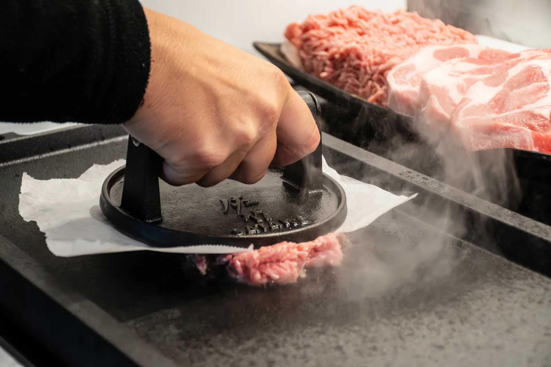 Satake cast iron griddle, 47.5x27 cm Satake