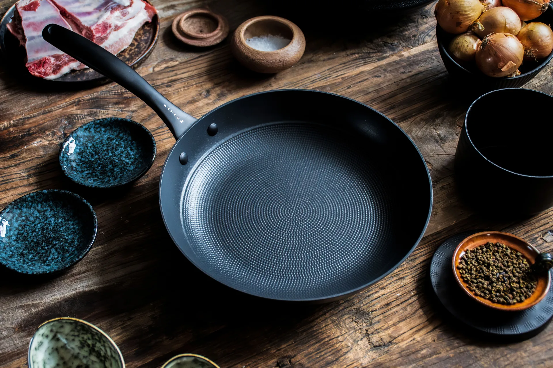 Satake ceramic frying pan lightweight cast iron 20+28 cm,  Satake